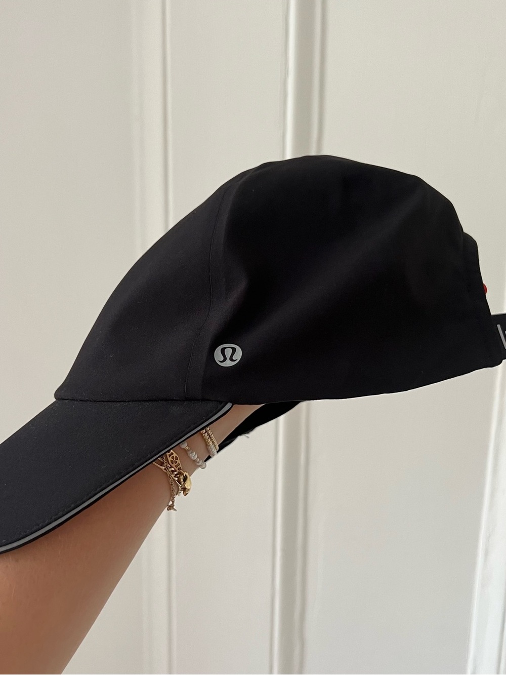 Lululemon Black Hat